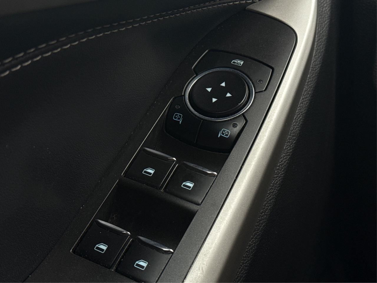 2023 Ford Explorer NAV SUNROOF HEATED SEATS! WE FINANCE ALL CREDIT! Photo