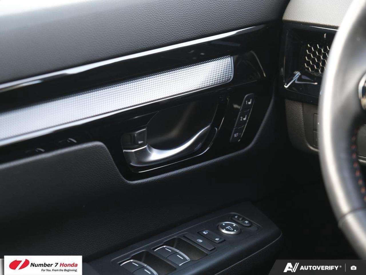 2023 Honda CR-V Hybrid Touring *EXTENDED FACTORY WARRANTY*NO REPORTED ACC Photo