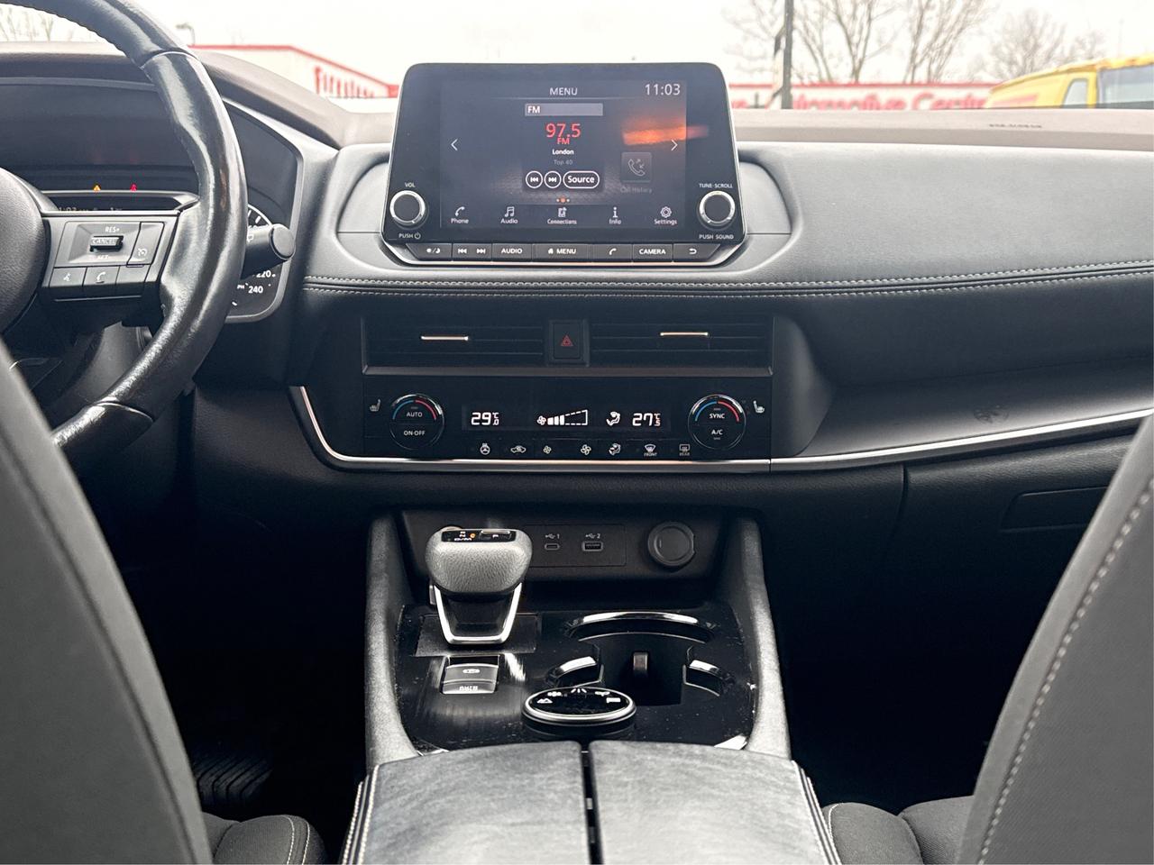 2023 Nissan Rogue AWD HEATED SEATS MINT WE FINANCE ALL CREDIT! Photo