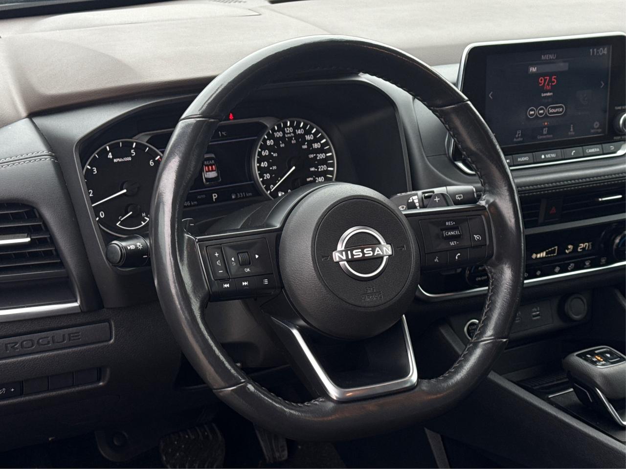 2023 Nissan Rogue AWD HEATED SEATS MINT WE FINANCE ALL CREDIT! Photo