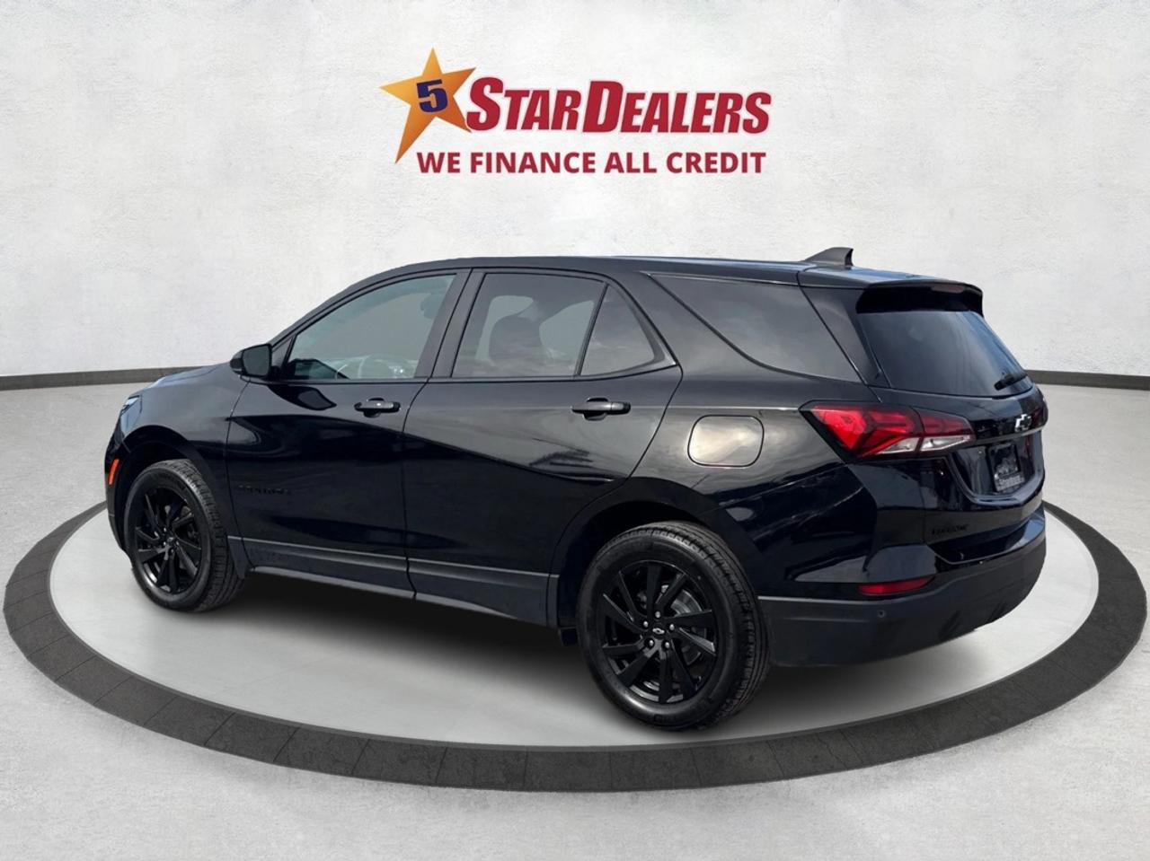 2024 Chevrolet Equinox NAV HEATED SEATS MINT! WE FINANCE ALL CREDIT! Photo