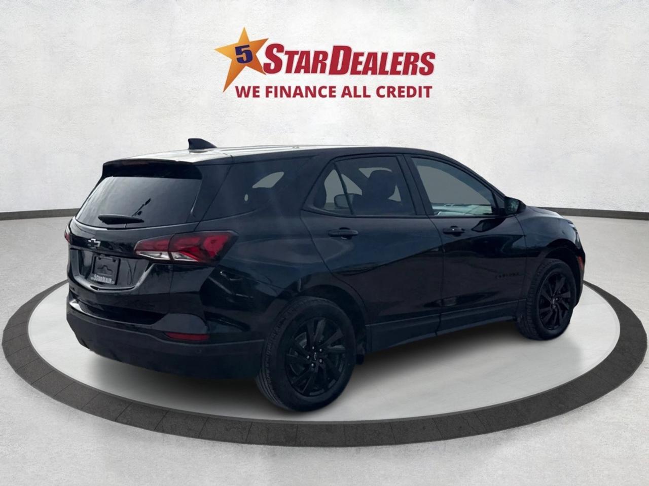 2024 Chevrolet Equinox NAV HEATED SEATS MINT! WE FINANCE ALL CREDIT! Photo