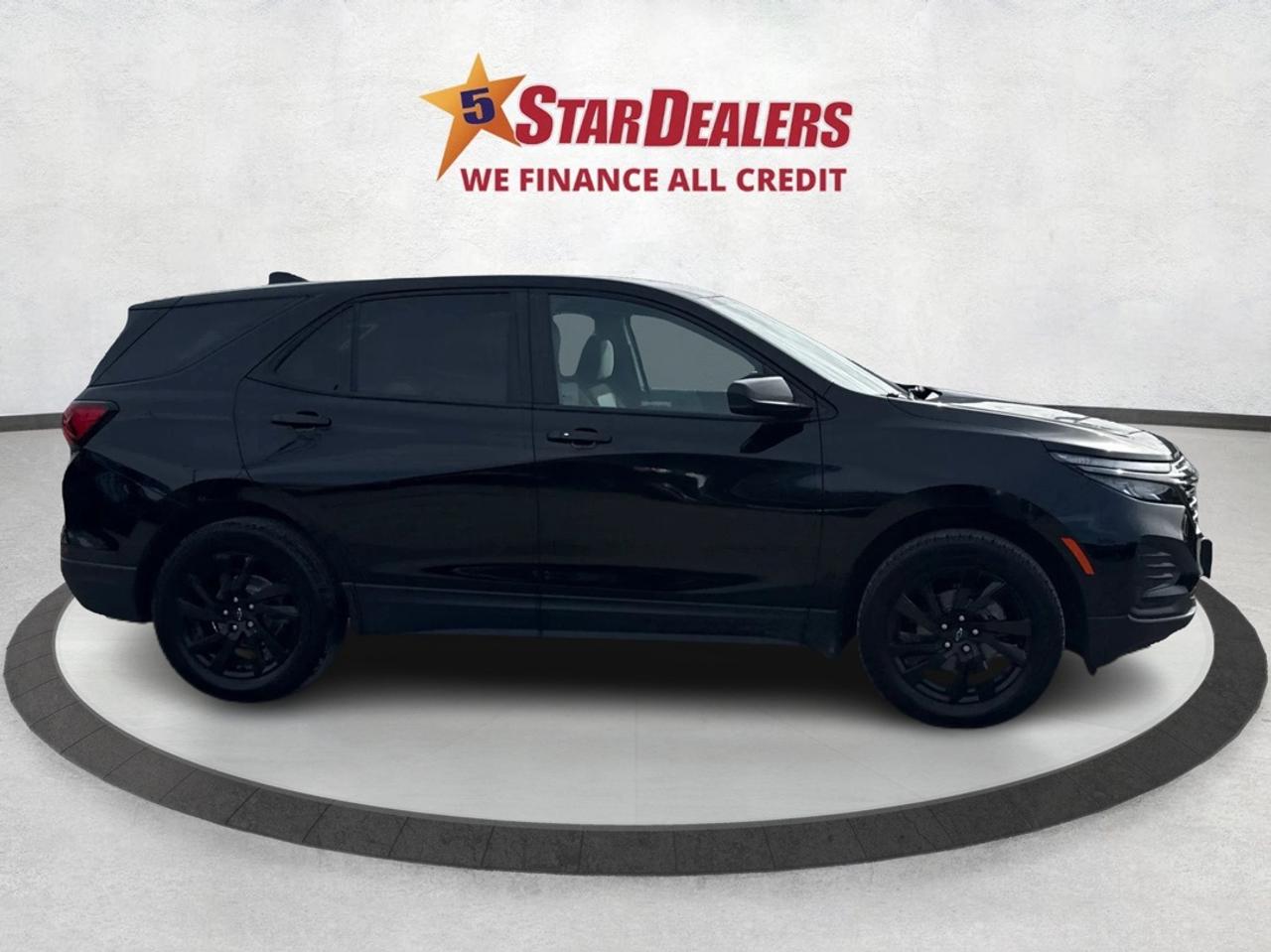 2024 Chevrolet Equinox NAV HEATED SEATS MINT! WE FINANCE ALL CREDIT! Photo