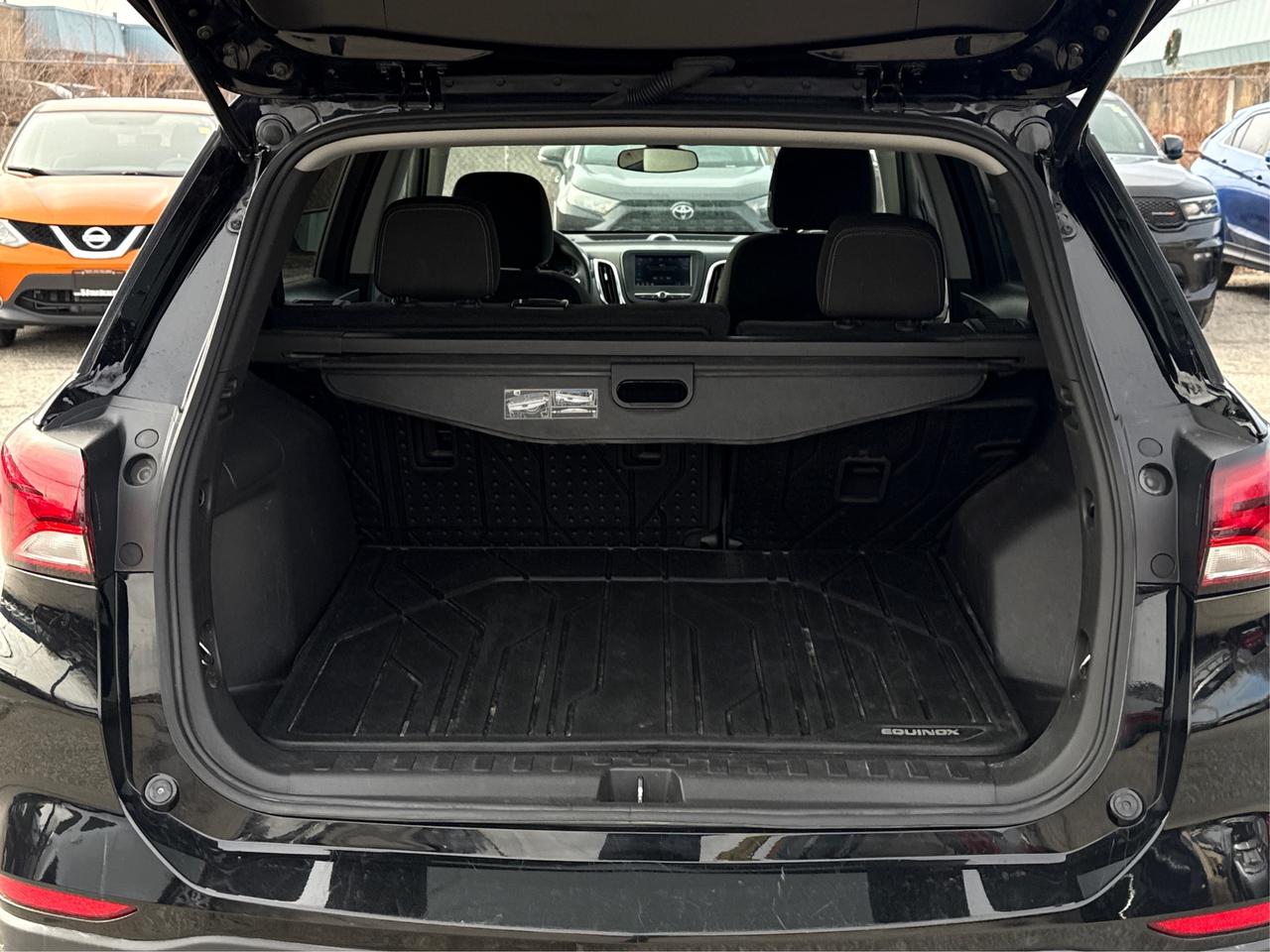 2024 Chevrolet Equinox NAV HEATED SEATS MINT! WE FINANCE ALL CREDIT! Photo