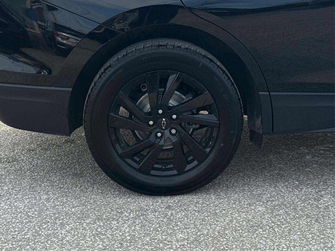 2024 Chevrolet Equinox NAV HEATED SEATS MINT! WE FINANCE ALL CREDIT! Photo