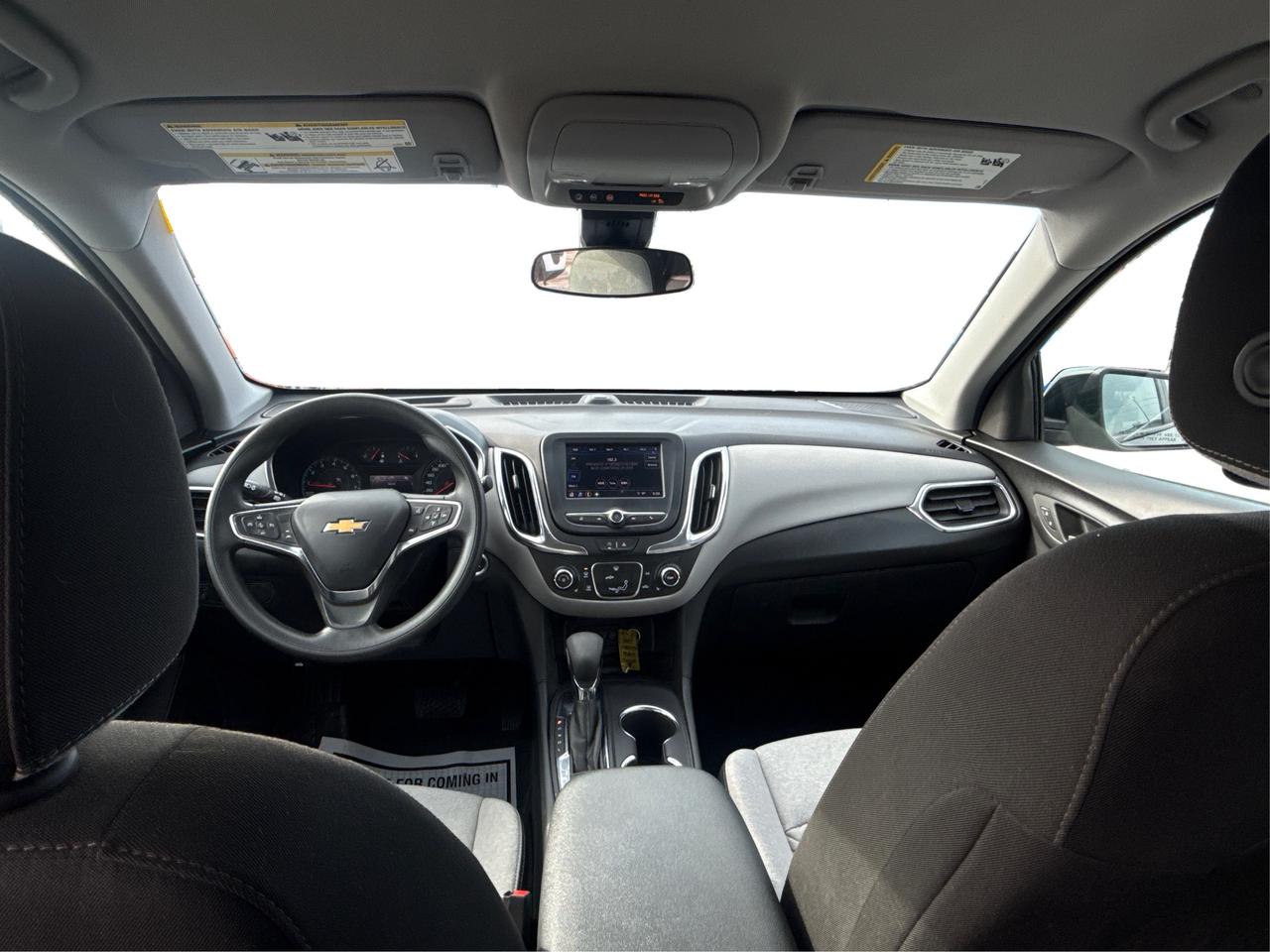 2024 Chevrolet Equinox NAV HEATED SEATS MINT! WE FINANCE ALL CREDIT! Photo