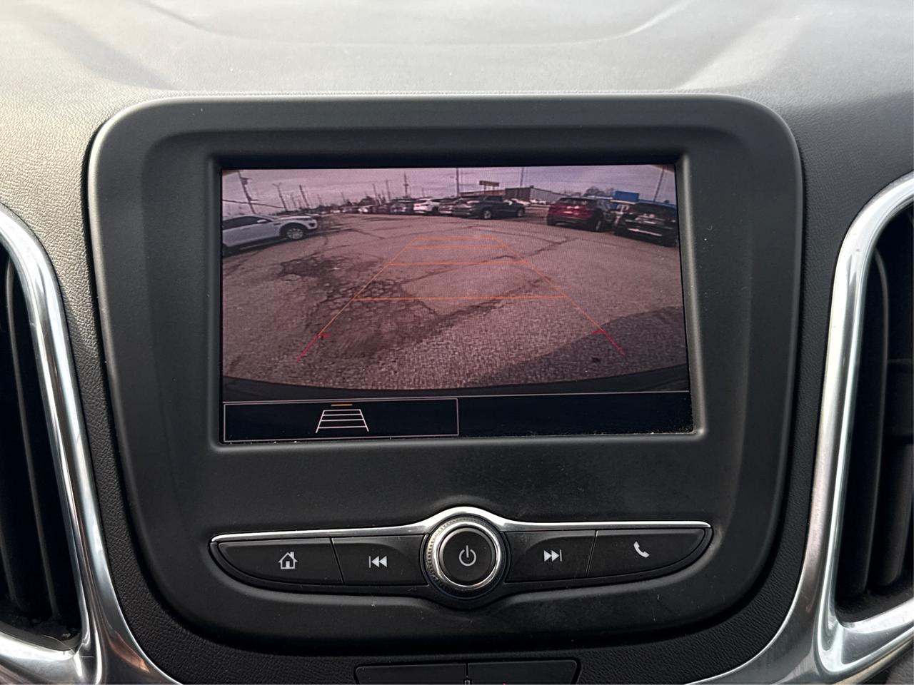 2024 Chevrolet Equinox NAV HEATED SEATS MINT! WE FINANCE ALL CREDIT! Photo