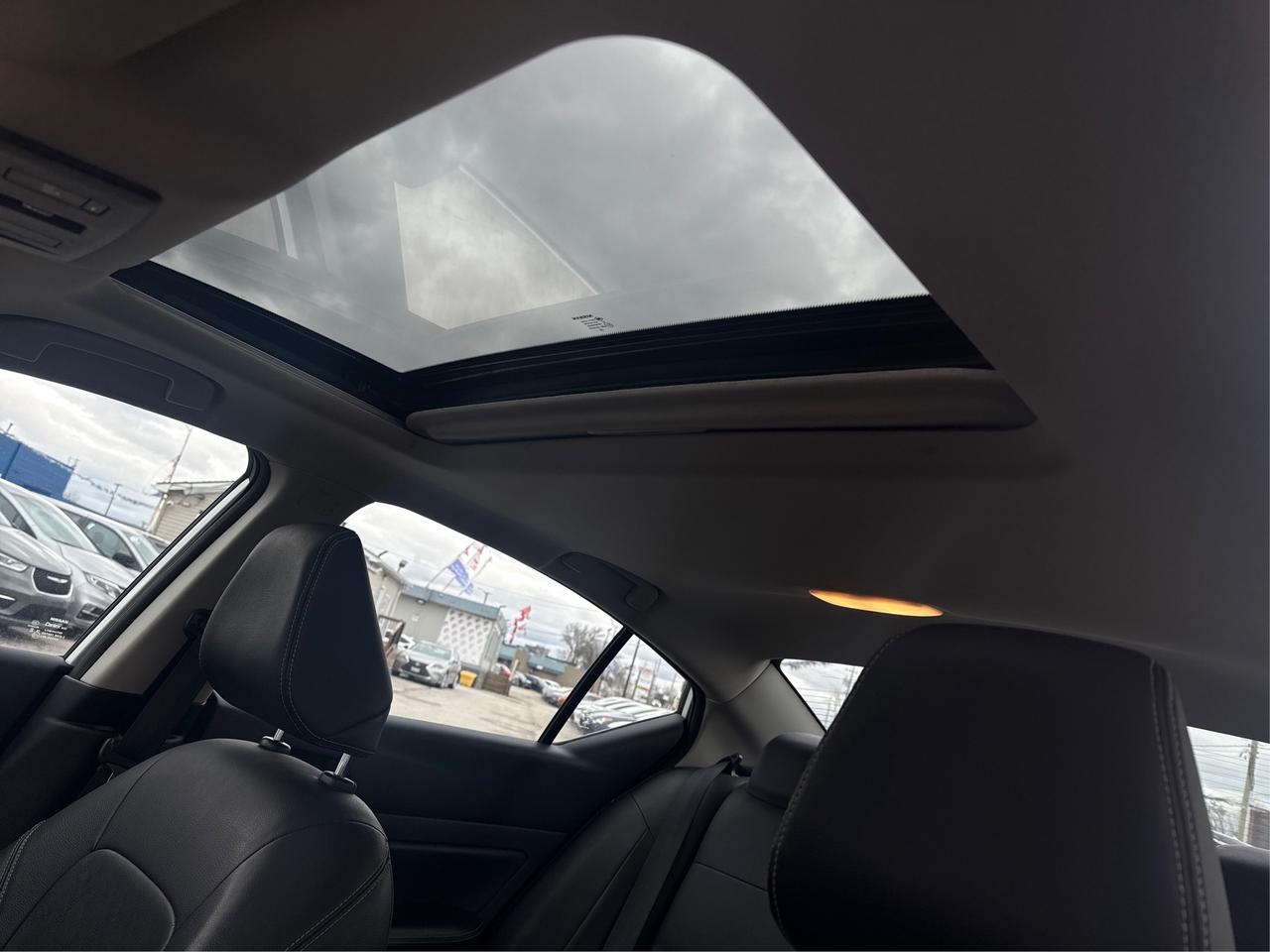 2024 Nissan Altima NAV LEATHER SUNROOF LOADED! WE FINANCE ALL CREDIT Photo