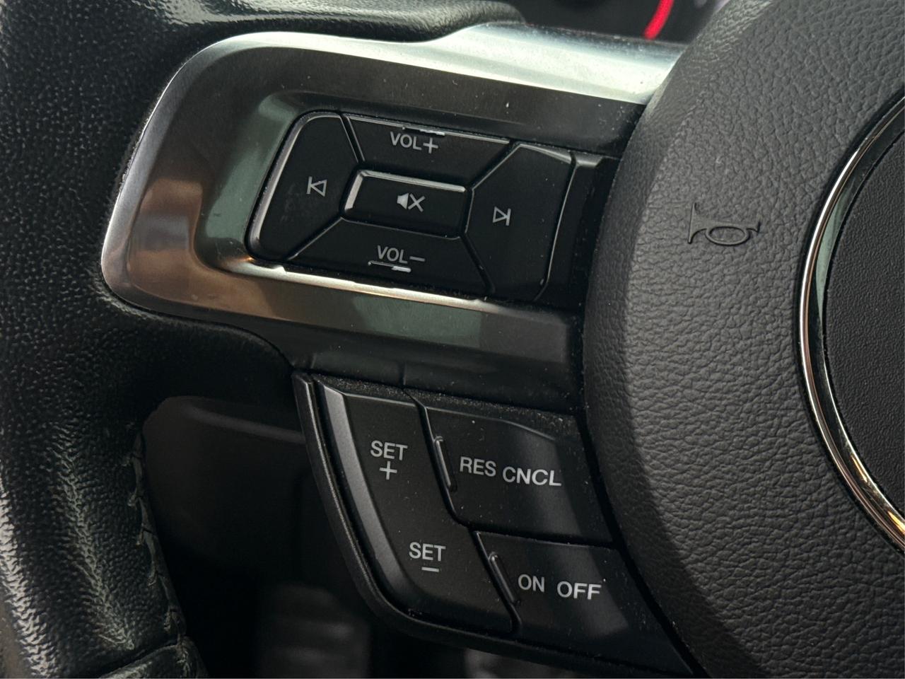 2019 Ford Mustang REAR CAM GT SPOILER CLEAN WE FINANCE ALL CREDIT! Photo