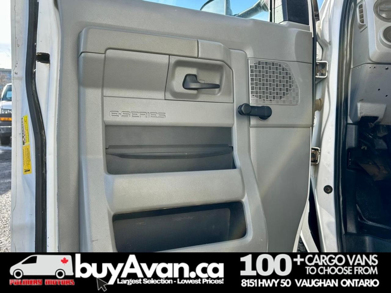 2015 Ford Econoline 16FT Box Cube Van Gas Photo