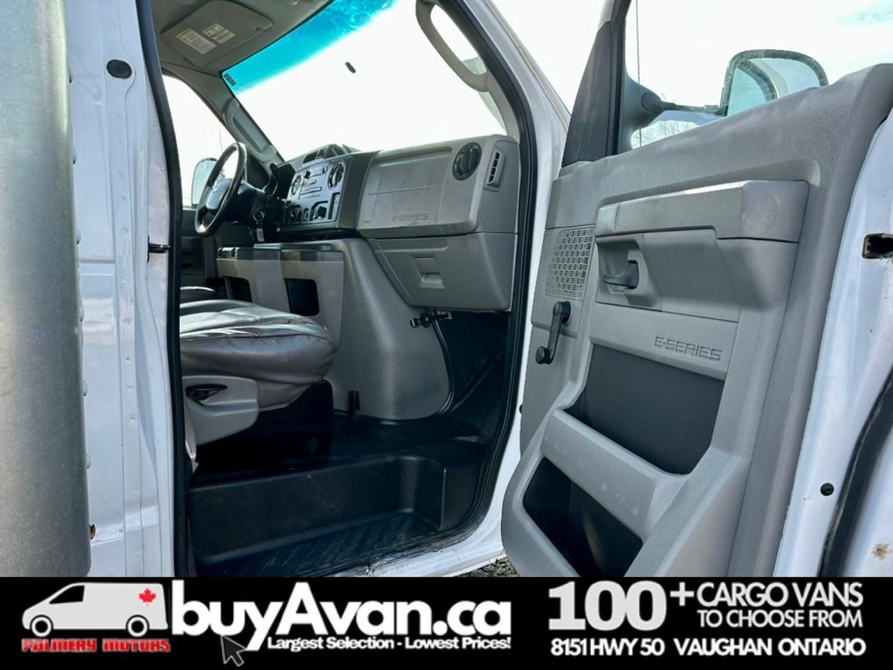 2015 Ford Econoline 16FT Box Cube Van Gas Photo