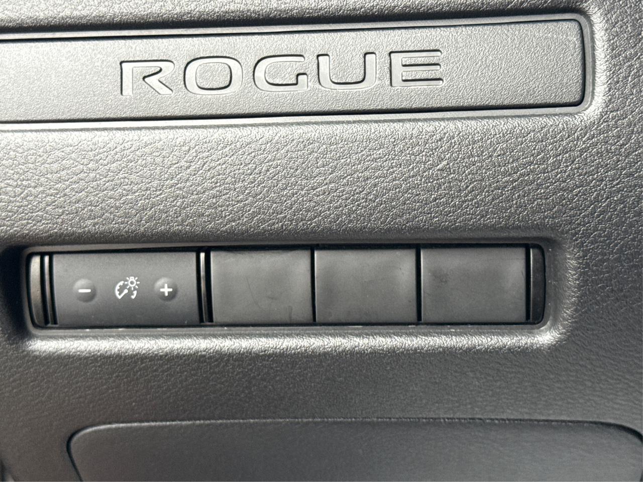 2023 Nissan Rogue AWD HEATED SEATS MINT WE FINANCE ALL CREDIT! Photo