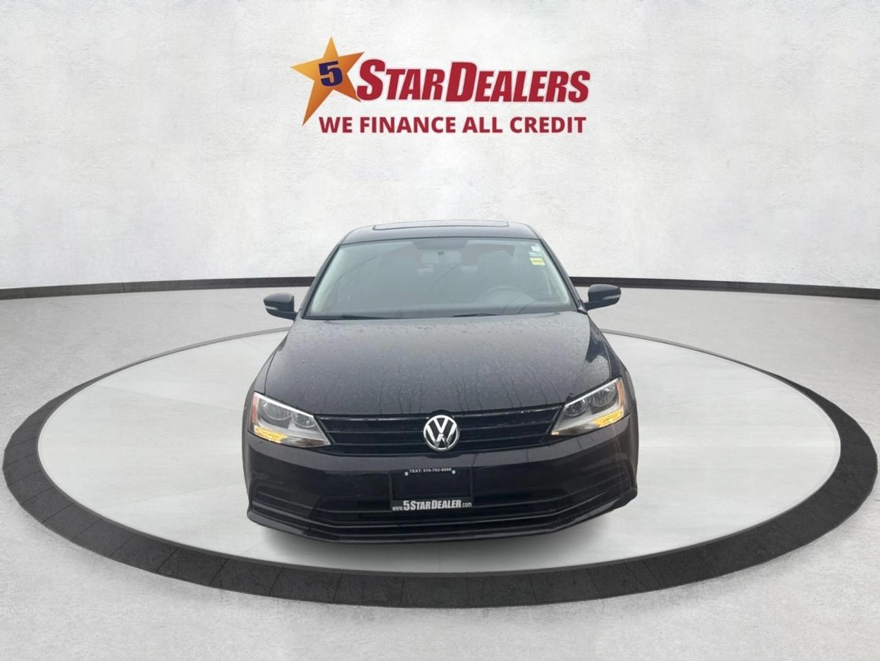 2015 Volkswagen Jetta Sedan SUNROOF CLEAN MUST SEE WE FINANCE ALL CREDIT Photo