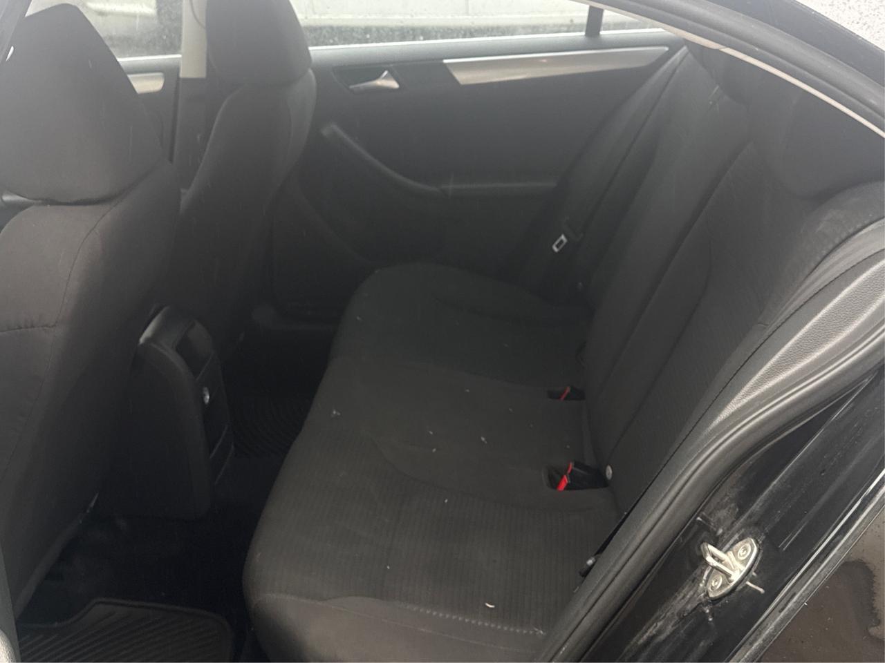 2015 Volkswagen Jetta Sedan SUNROOF CLEAN MUST SEE WE FINANCE ALL CREDIT Photo