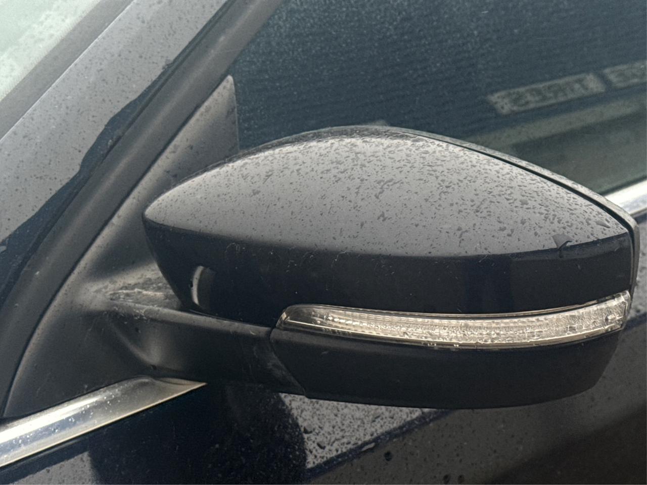 2015 Volkswagen Jetta Sedan SUNROOF CLEAN MUST SEE WE FINANCE ALL CREDIT Photo