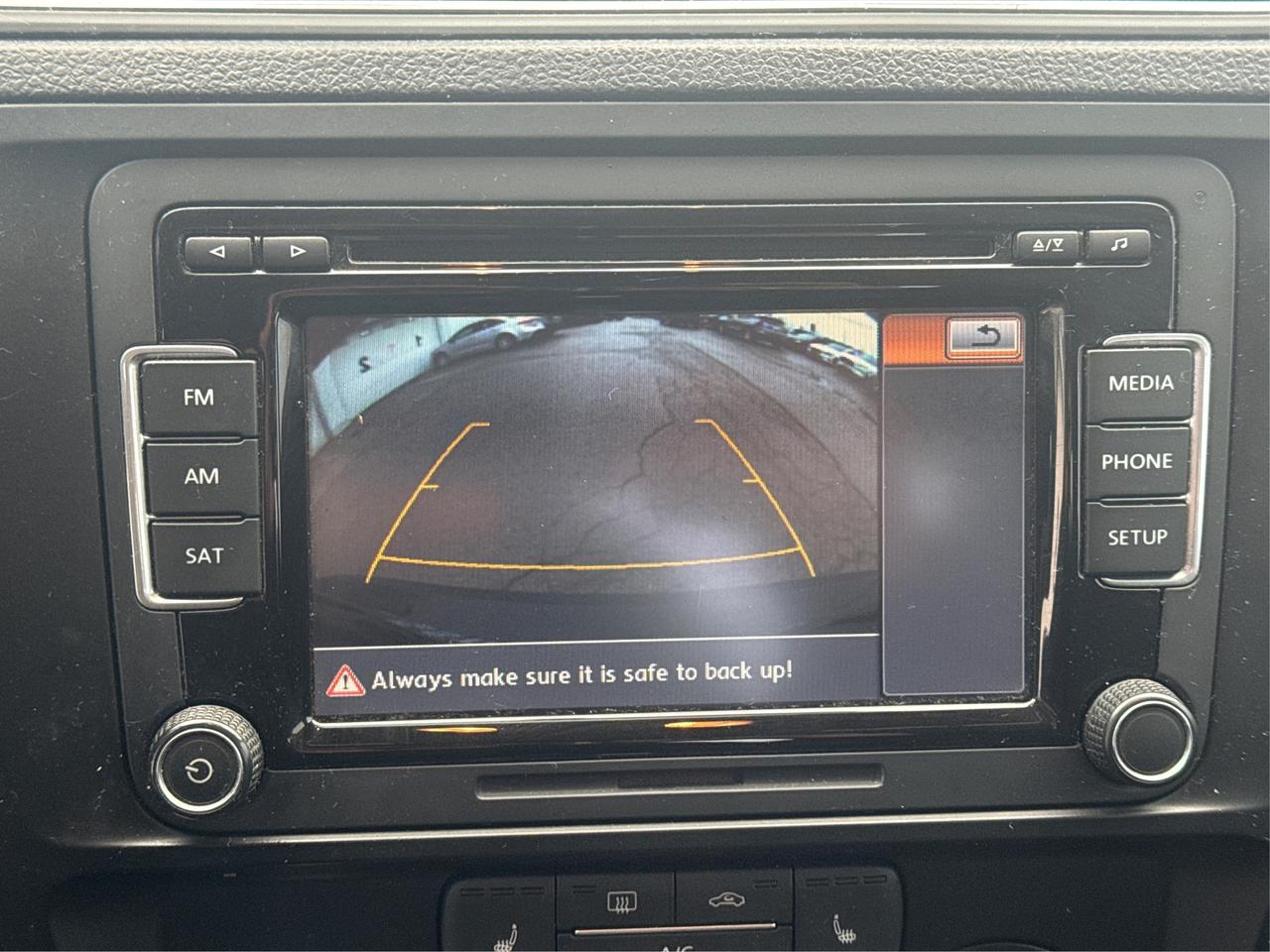 2015 Volkswagen Jetta Sedan SUNROOF CLEAN MUST SEE WE FINANCE ALL CREDIT Photo