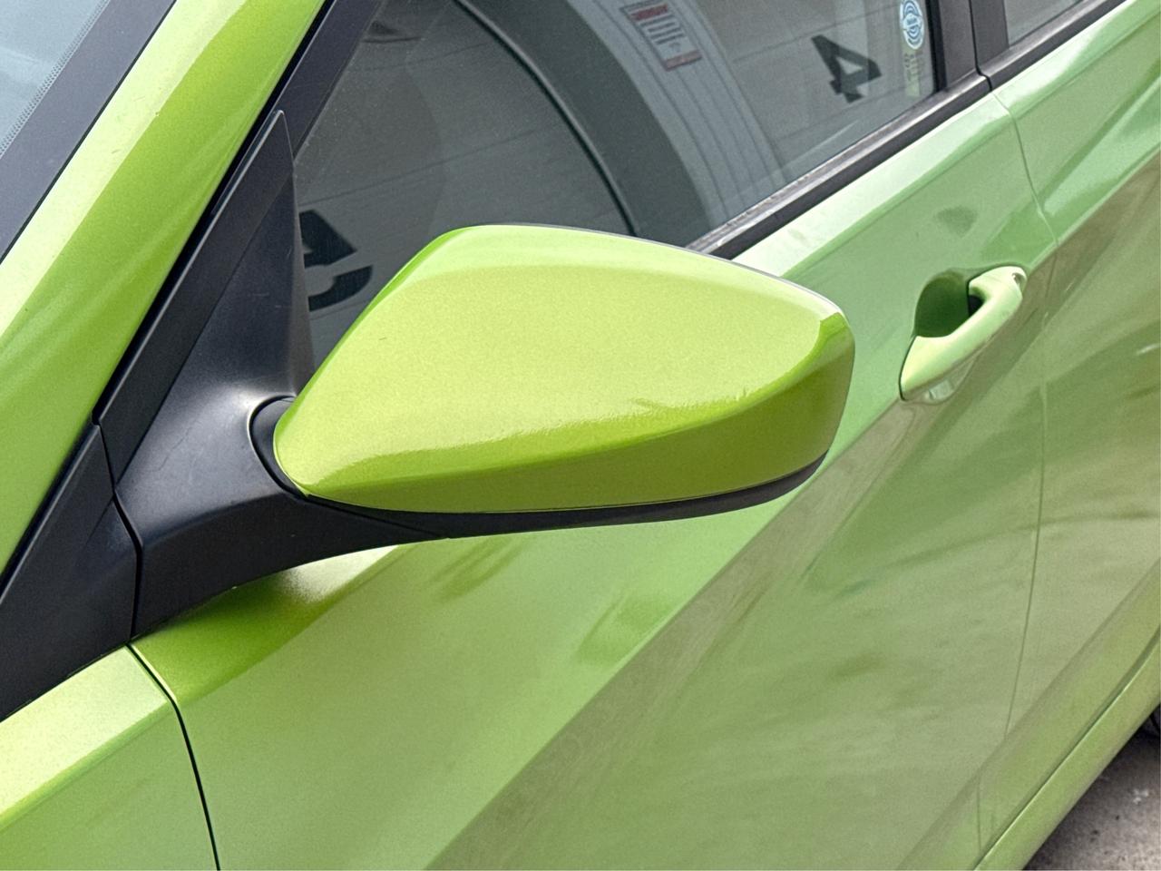 2014 Hyundai Accent GL HEATED SEATS MUST SEE WE FINANCE ALL CREDIT! Photo