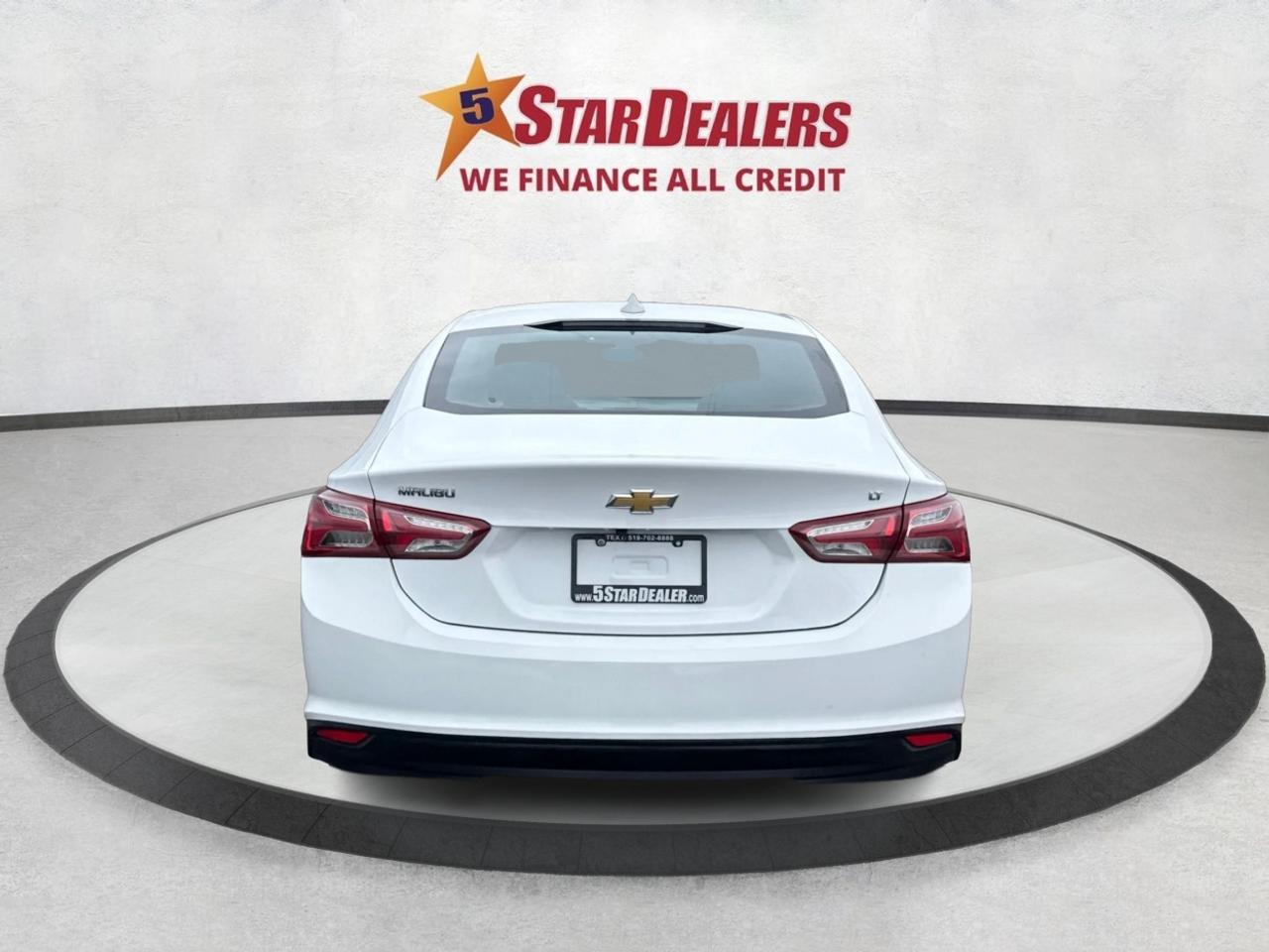 2022 Chevrolet Malibu HEATED SEATS REMOTE START WE FINANCE ALL CREDIT Photo