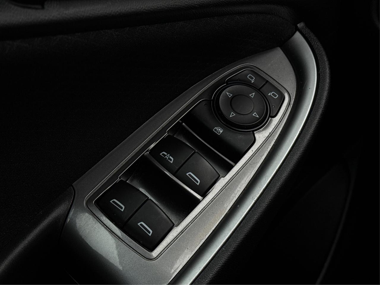 2022 Chevrolet Malibu HEATED SEATS REMOTE START WE FINANCE ALL CREDIT Photo