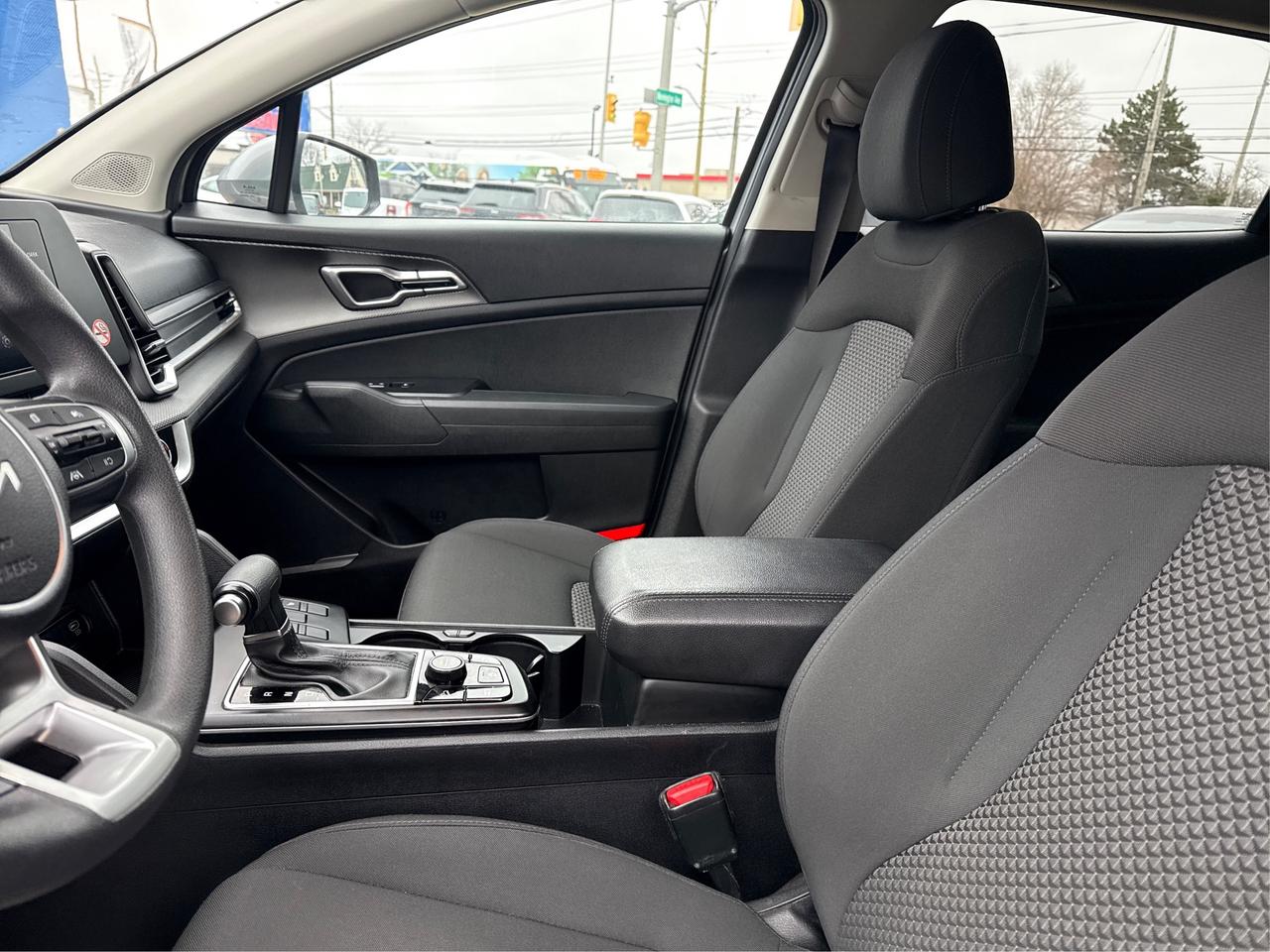 2023 Kia Sportage LX AWD HEATED SEATS LOADED! WE FINANCE ALL CREDIT! Photo