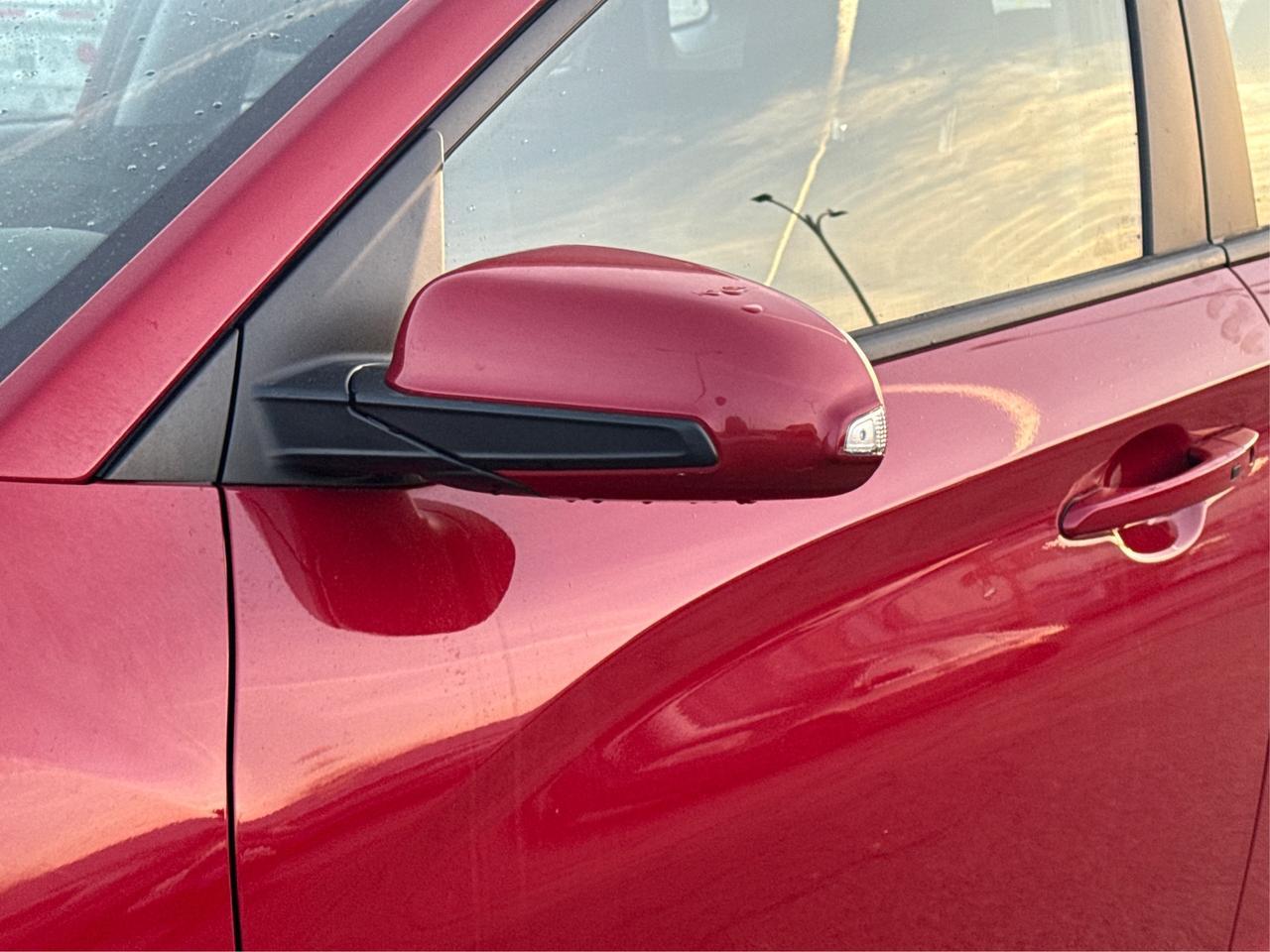 2018 Hyundai KONA CERTIFIED  MINT REAR CAM WE FINANCE ALL CREDIT! Photo