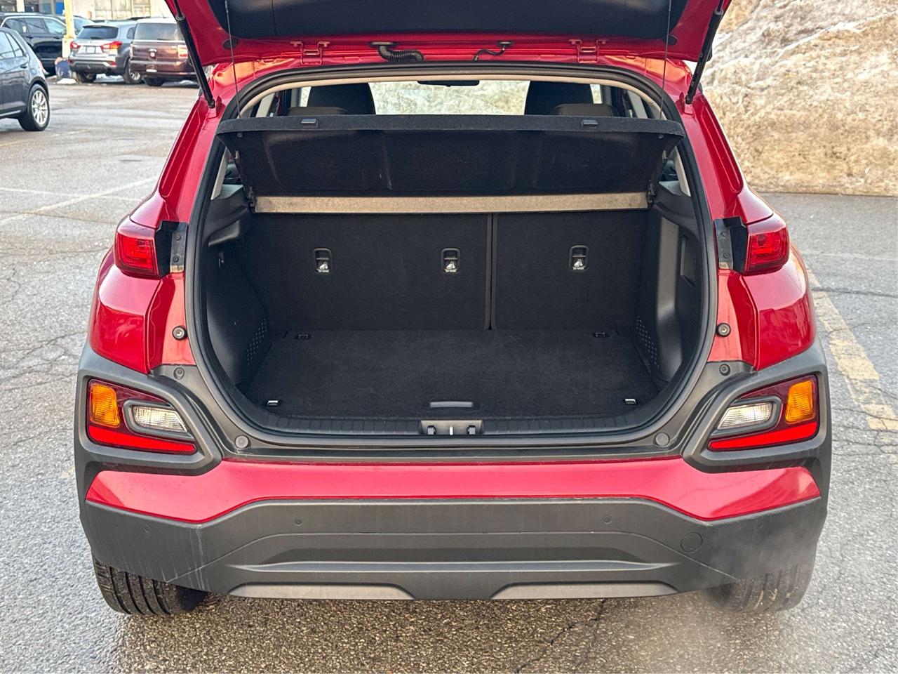 2018 Hyundai KONA CERTIFIED  MINT REAR CAM WE FINANCE ALL CREDIT! Photo