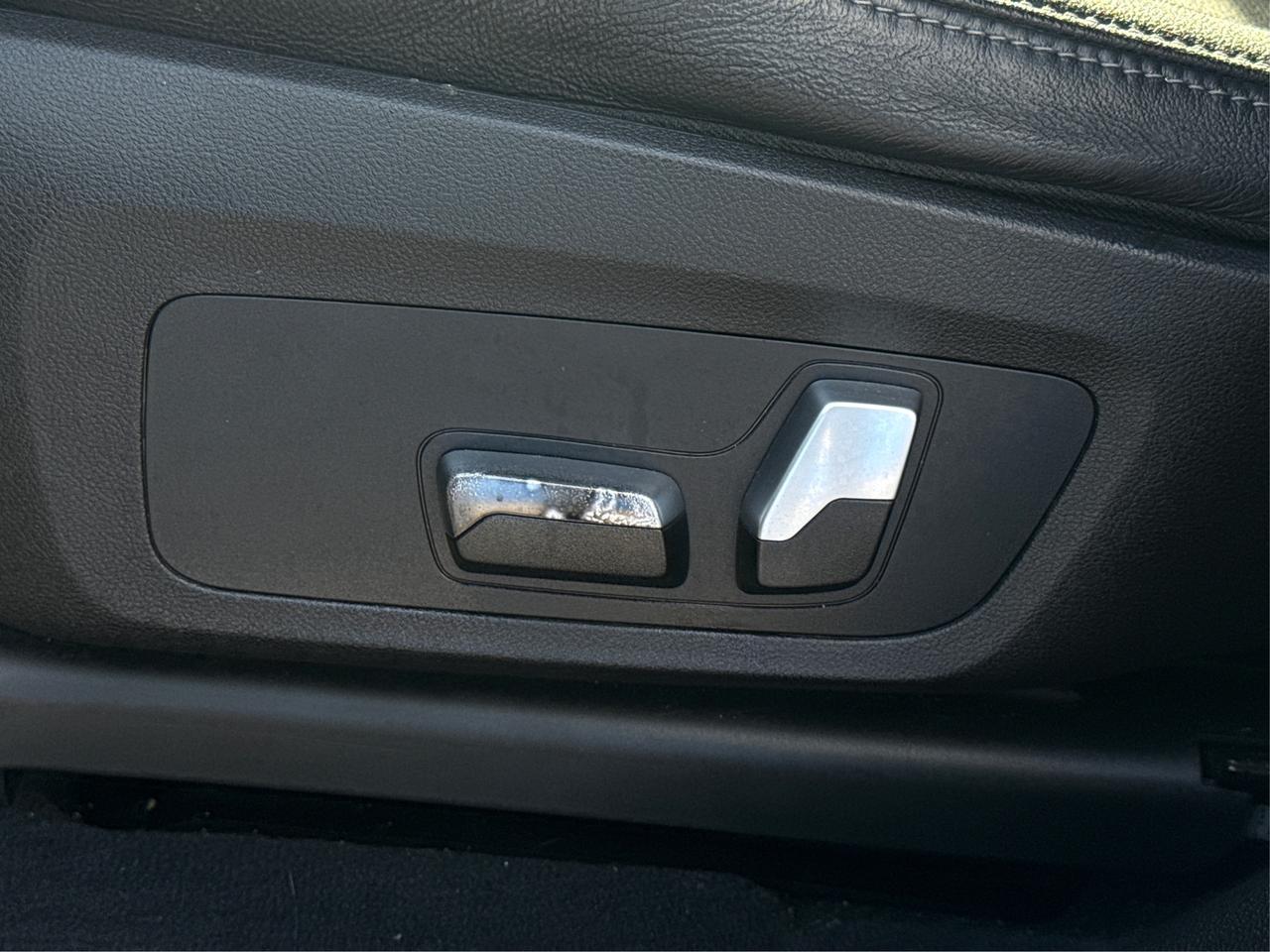 2022 BMW X3 NAV LEATHER CERTIFIED MINT WE FINANCE ALL CREDIT! Photo