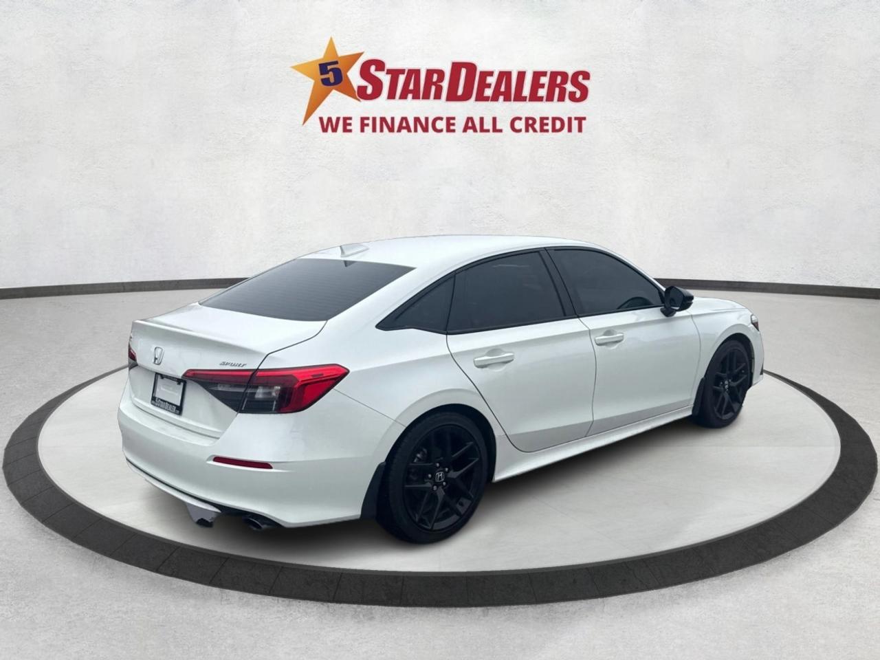 2024 Honda Civic Sedan SPORT SUNROOF LOADED MINT! WE FINANCE ALL CREDIT! Photo