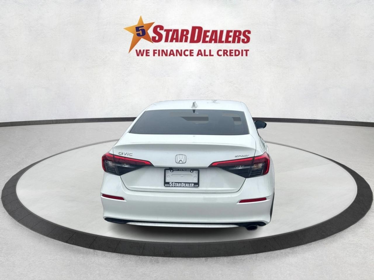 2024 Honda Civic Sedan SPORT SUNROOF LOADED MINT! WE FINANCE ALL CREDIT! Photo