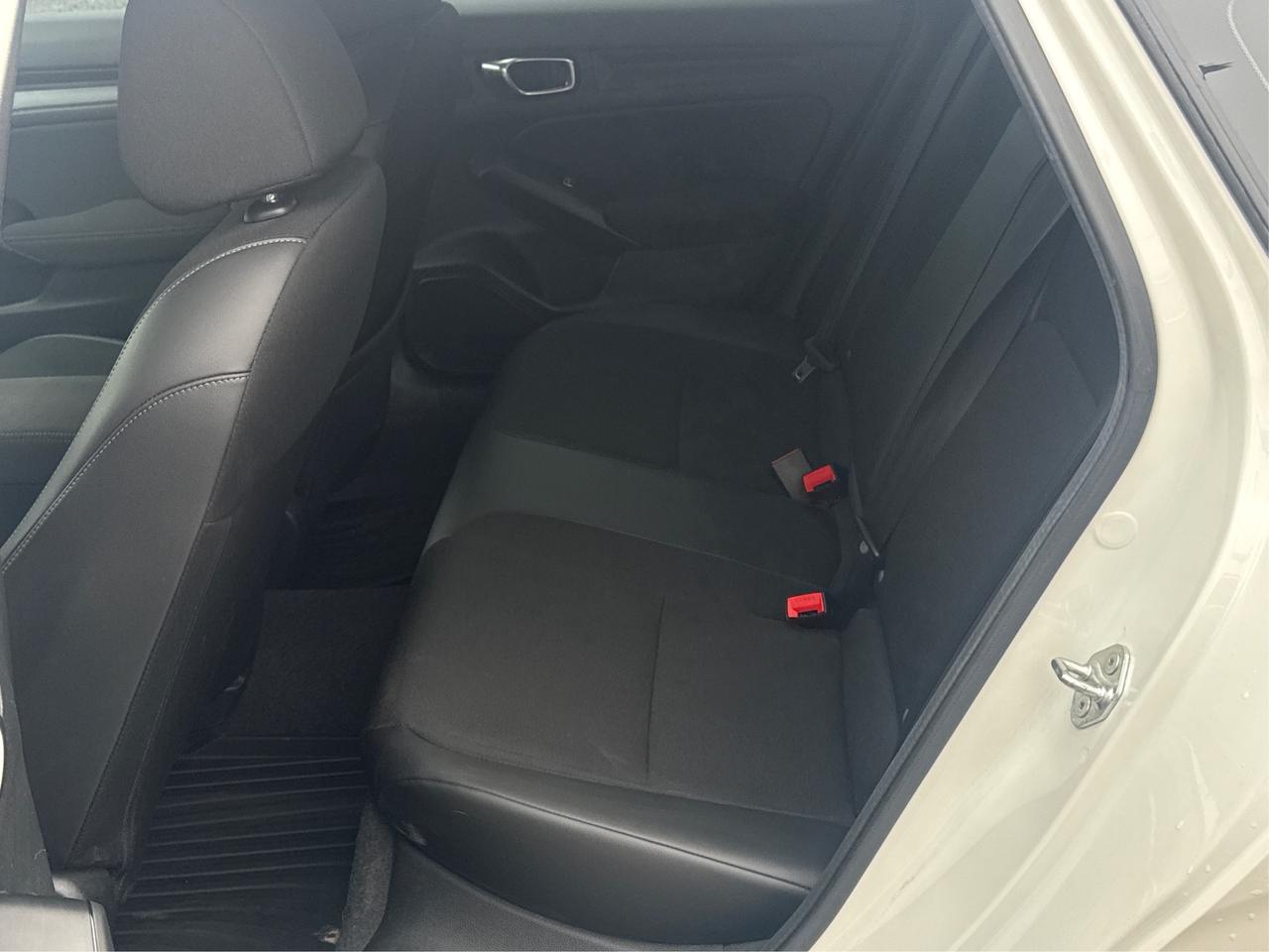 2024 Honda Civic Sedan SPORT SUNROOF LOADED MINT! WE FINANCE ALL CREDIT! Photo