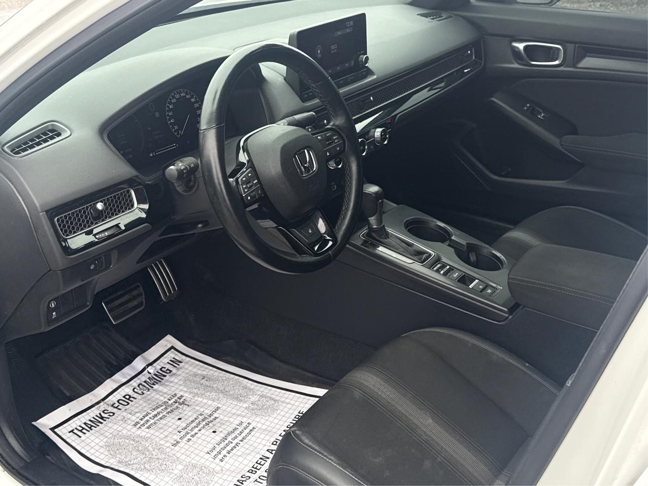 2024 Honda Civic Sedan SPORT SUNROOF LOADED MINT! WE FINANCE ALL CREDIT! Photo