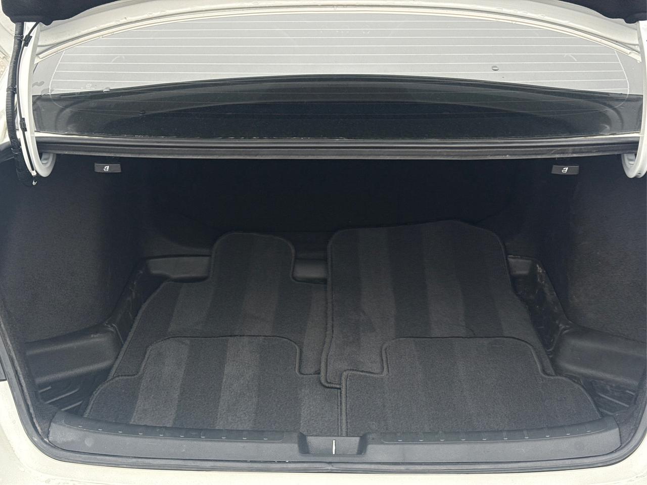 2024 Honda Civic Sedan SPORT SUNROOF LOADED MINT! WE FINANCE ALL CREDIT! Photo