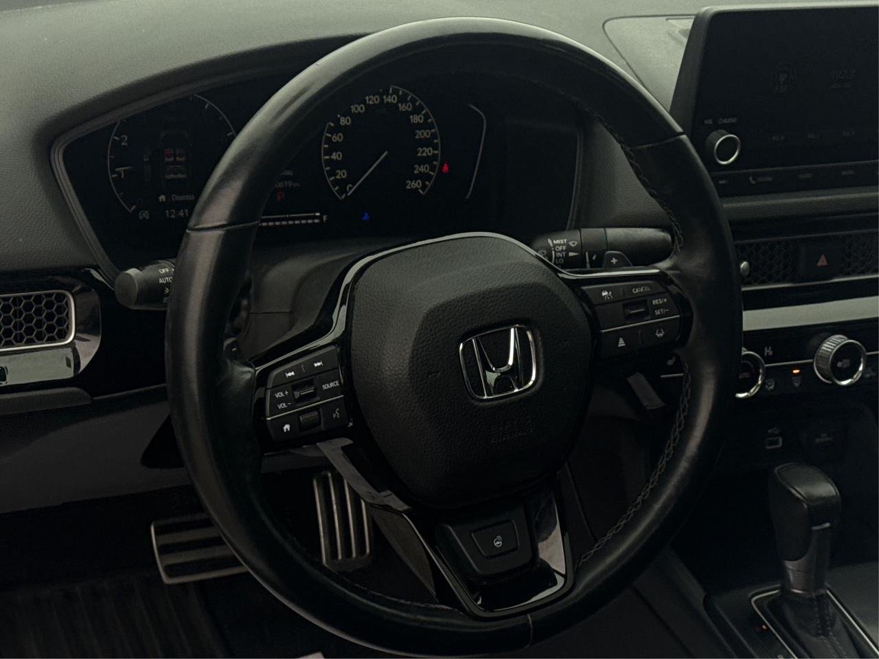 2024 Honda Civic Sedan SPORT SUNROOF LOADED MINT! WE FINANCE ALL CREDIT! Photo