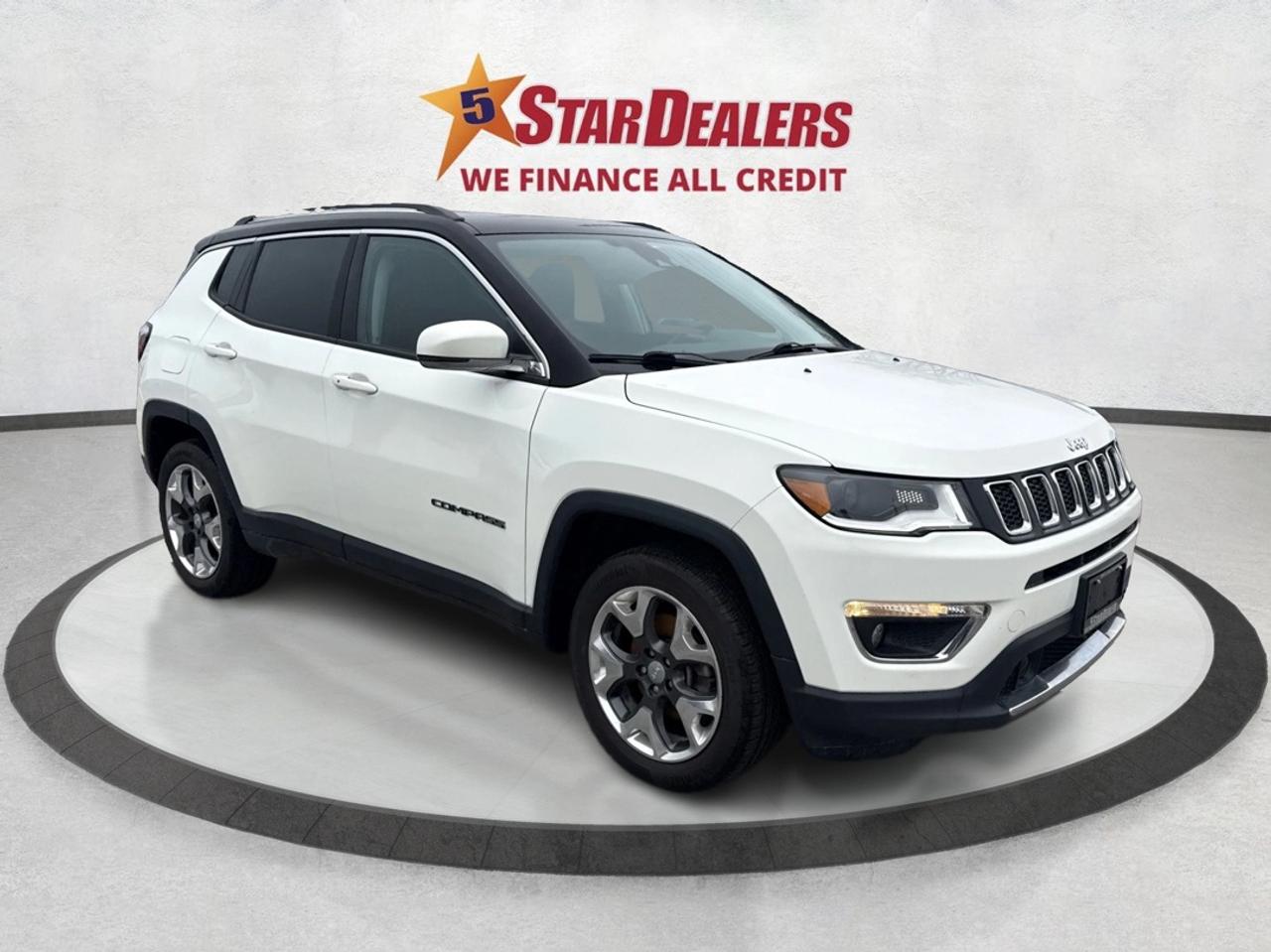 2018 Jeep Compass NAV LEATHER PANO ROOF CLEAN WE FINANCE ALL CREDIT! Photo0