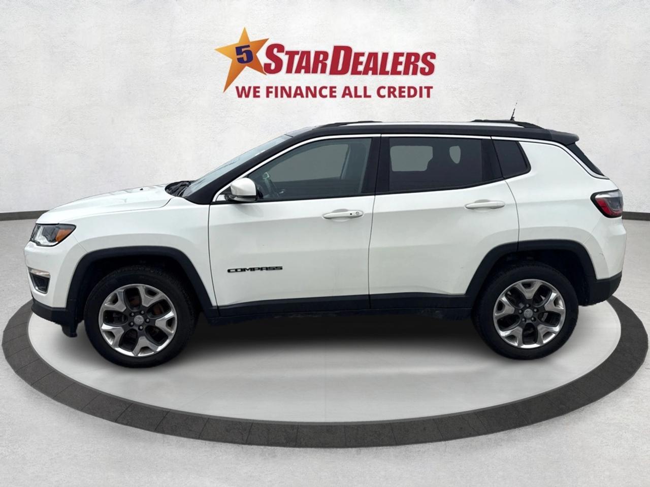 2018 Jeep Compass NAV LEATHER PANO ROOF CLEAN WE FINANCE ALL CREDIT! Photo