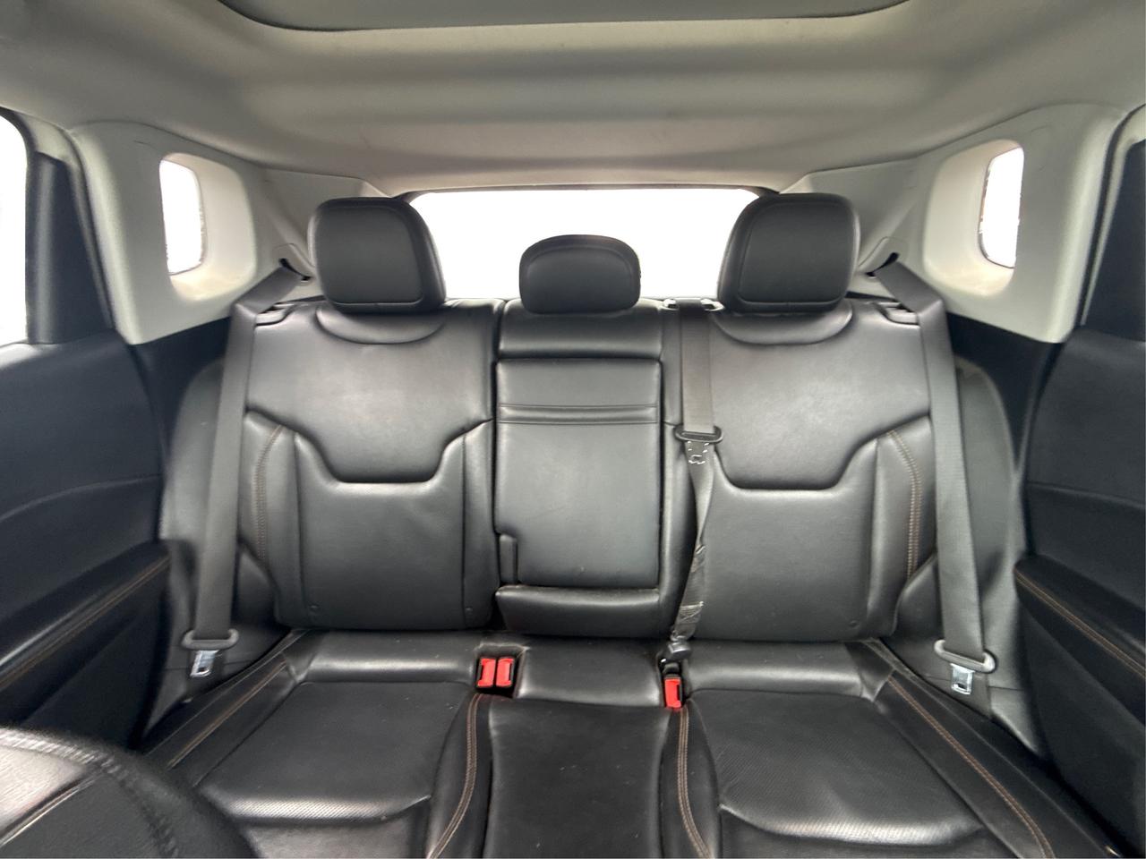 2018 Jeep Compass NAV LEATHER PANO ROOF CLEAN WE FINANCE ALL CREDIT! Photo