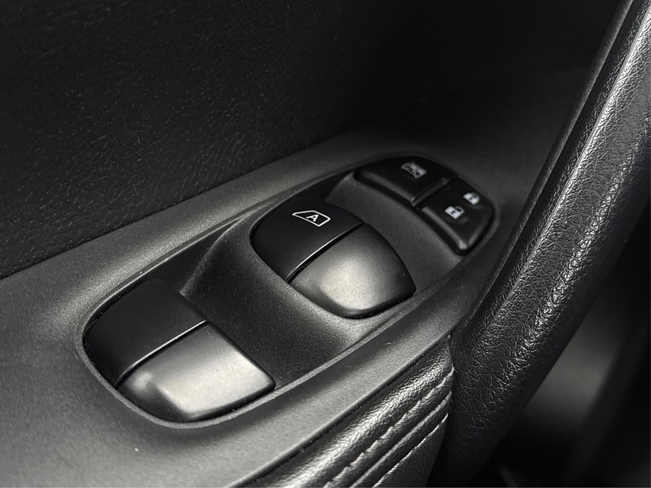 2023 Nissan Qashqai AWD SUNROOF RMEOTE START WE FINANCE ALL CREDIT Photo