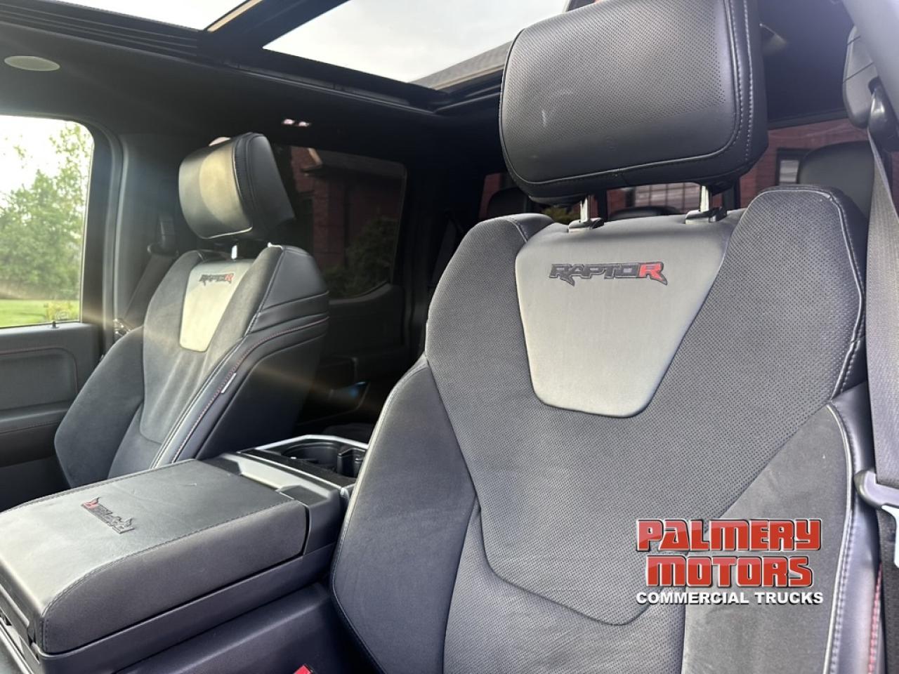 2023 Ford F-150 RAPTOR R V8 37" OFFROAD PKG Photo