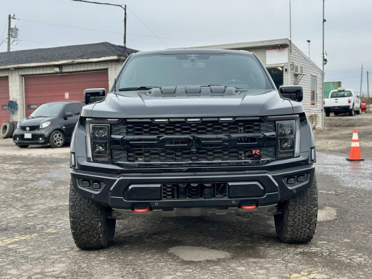 2023 Ford F-150 RAPTOR R V8 37" OFFROAD PKG Photo