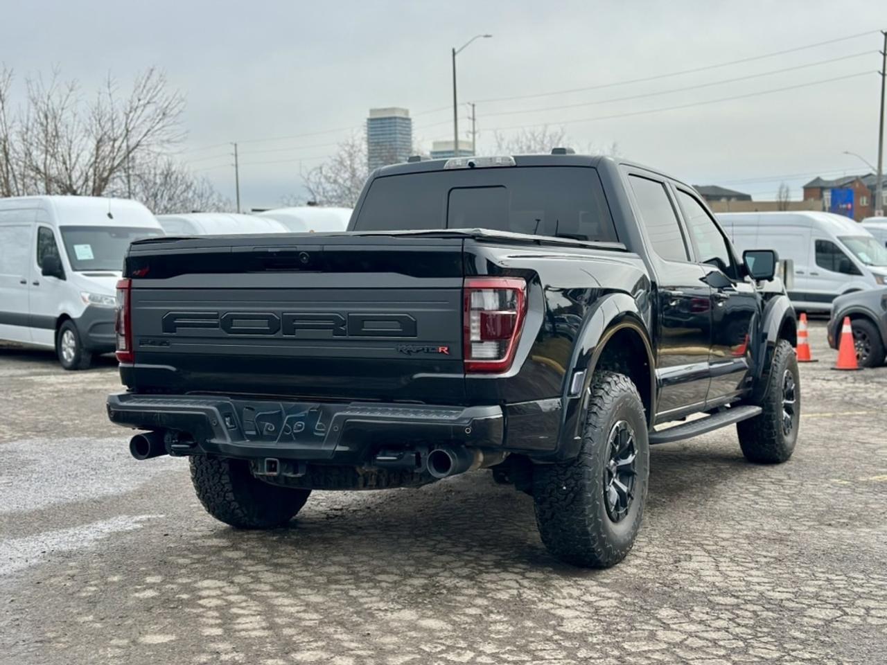 2023 Ford F-150 RAPTOR R V8 37" OFFROAD PKG Photo