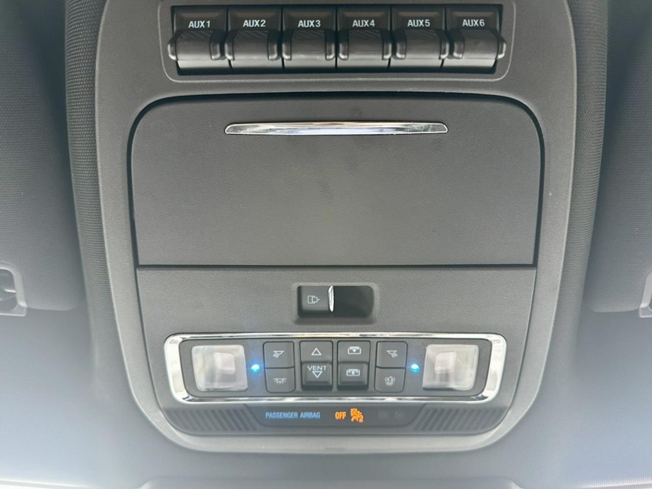 2023 Ford F-150 RAPTOR R V8 37" OFFROAD PKG Photo