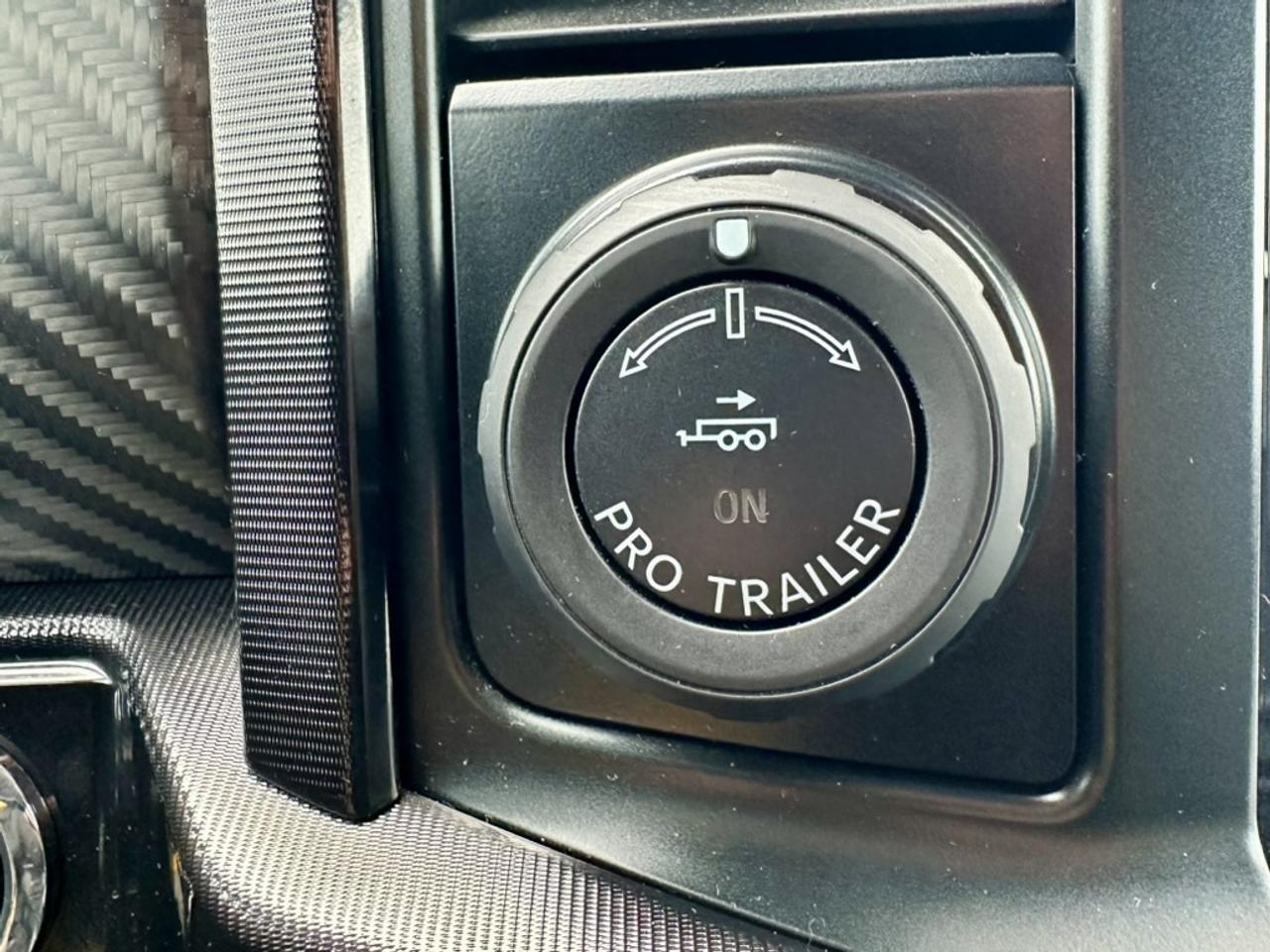 2023 Ford F-150 RAPTOR R V8 37" OFFROAD PKG Photo