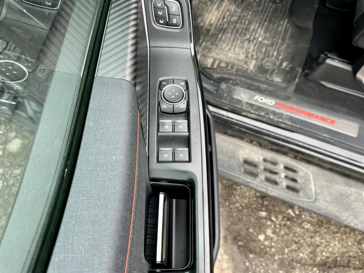 2023 Ford F-150 RAPTOR R V8 37" OFFROAD PKG Photo