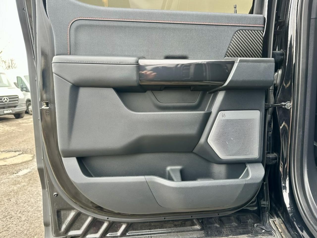 2023 Ford F-150 RAPTOR R V8 37" OFFROAD PKG Photo