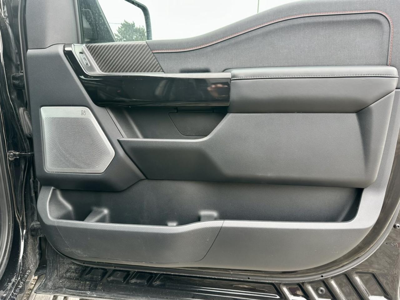 2023 Ford F-150 RAPTOR R V8 37" OFFROAD PKG Photo