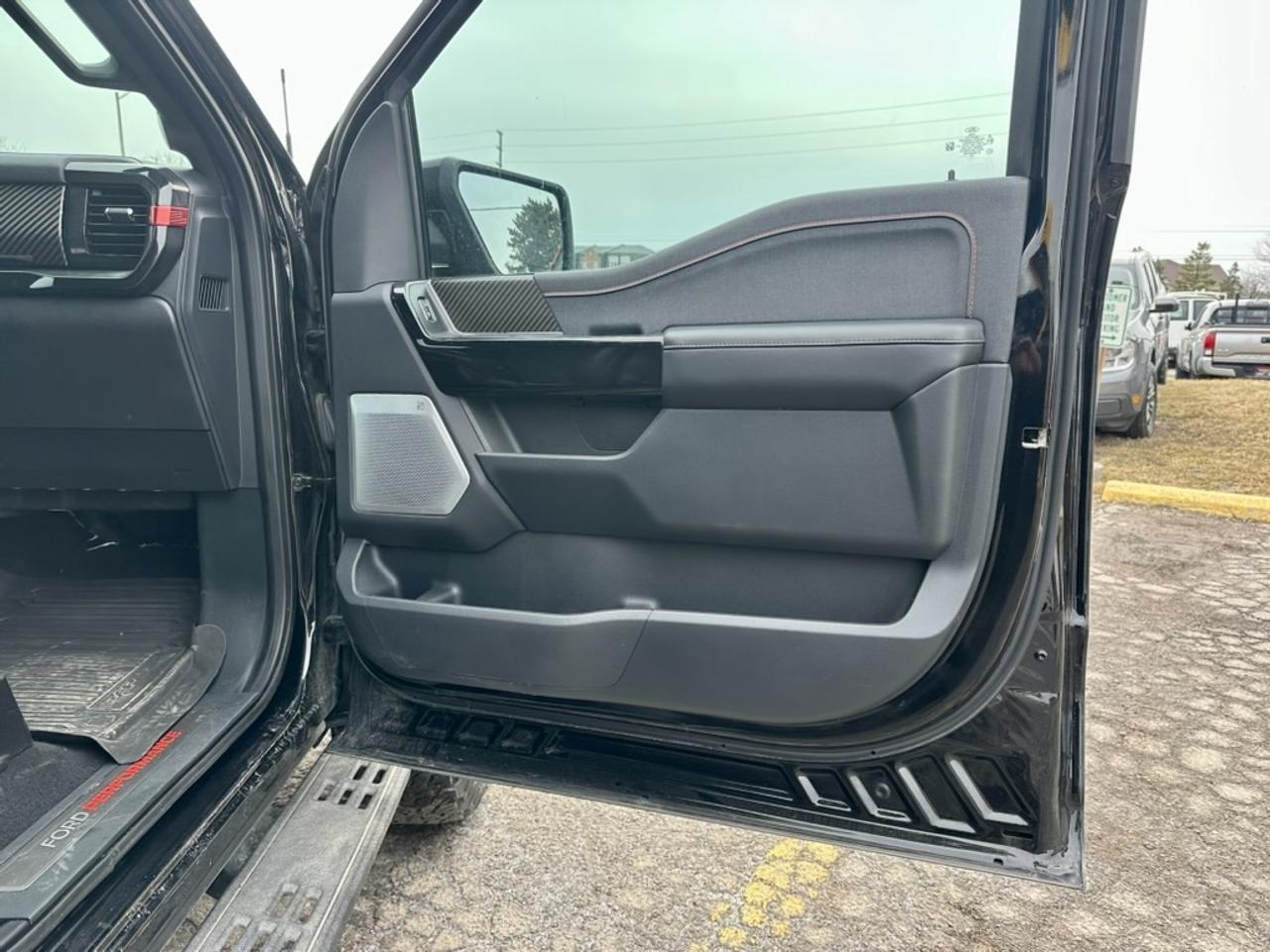 2023 Ford F-150 RAPTOR R V8 37" OFFROAD PKG Photo