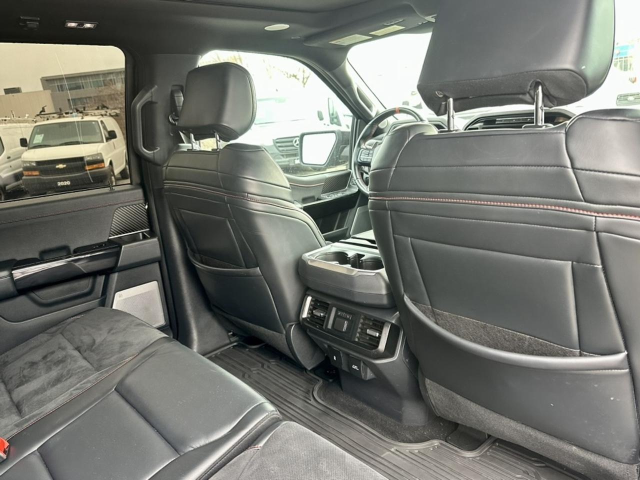 2023 Ford F-150 RAPTOR R V8 37" OFFROAD PKG Photo