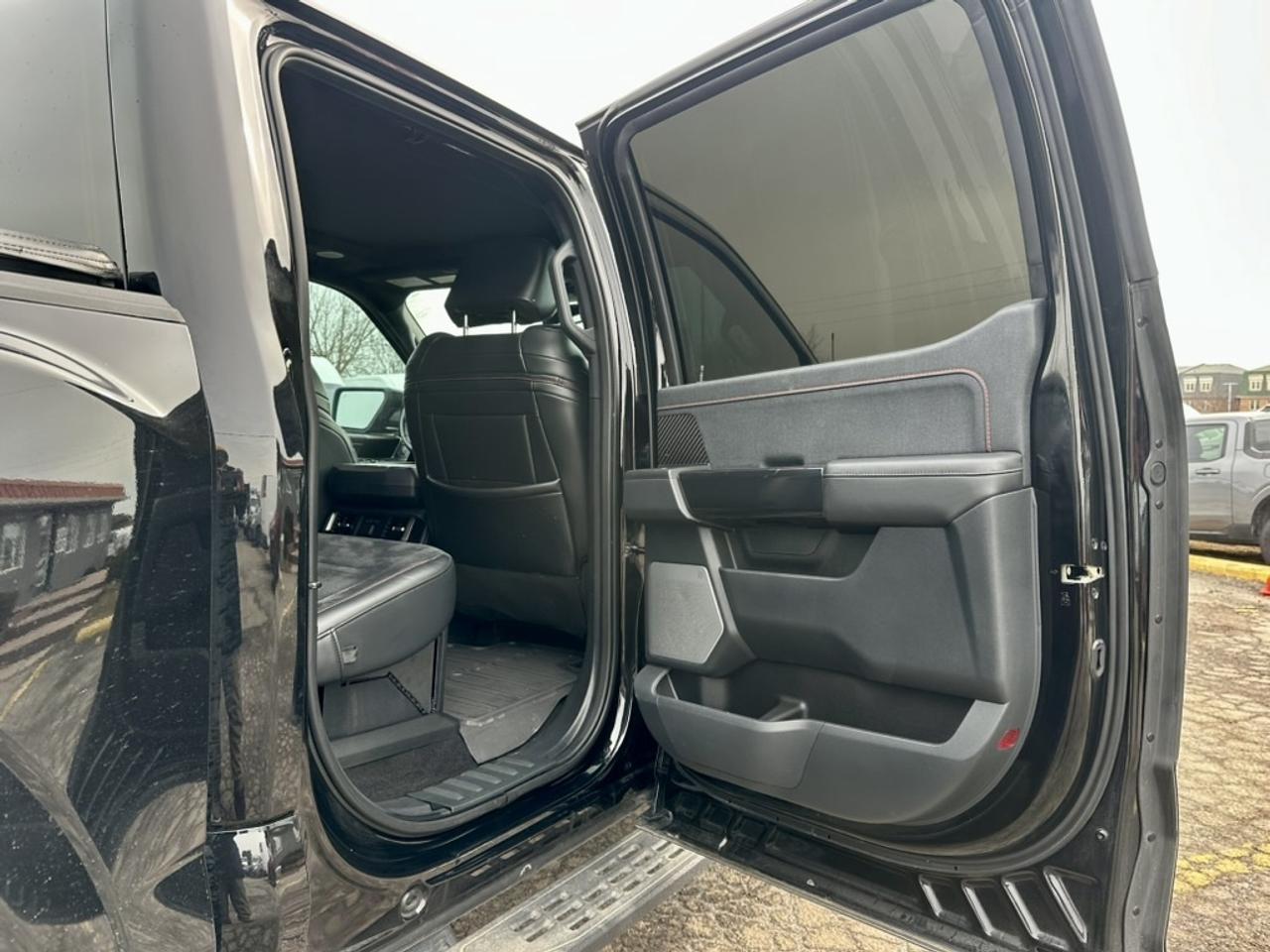 2023 Ford F-150 RAPTOR R V8 37" OFFROAD PKG Photo