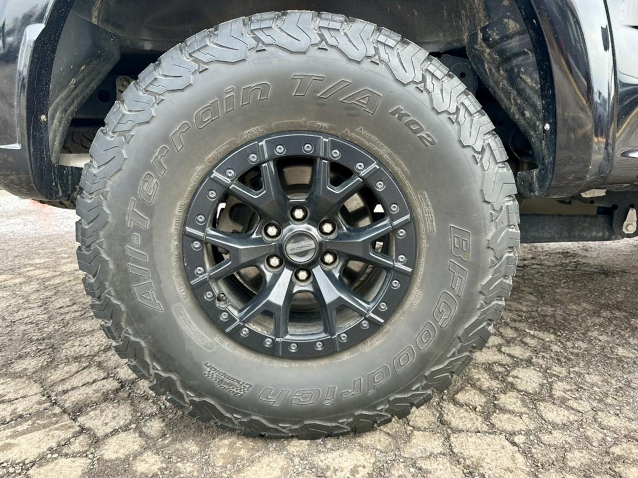 2023 Ford F-150 RAPTOR R V8 37" OFFROAD PKG Photo