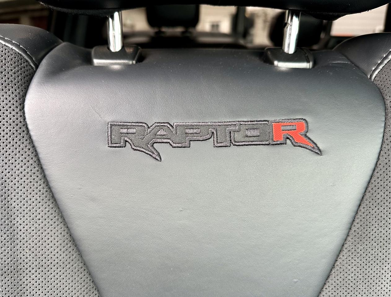 2023 Ford F-150 RAPTOR R V8 37" OFFROAD PKG Photo